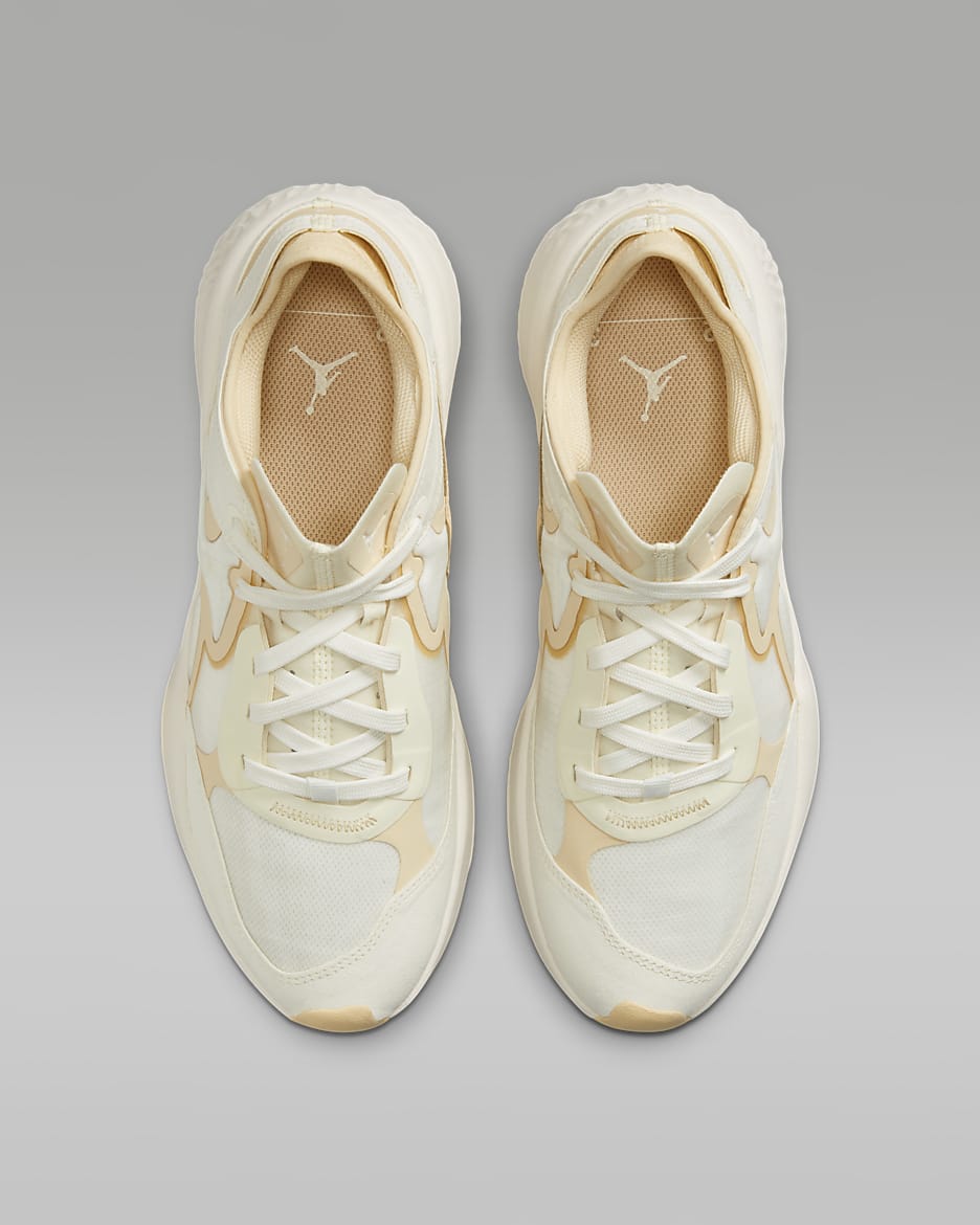 Nike delta shoes discount